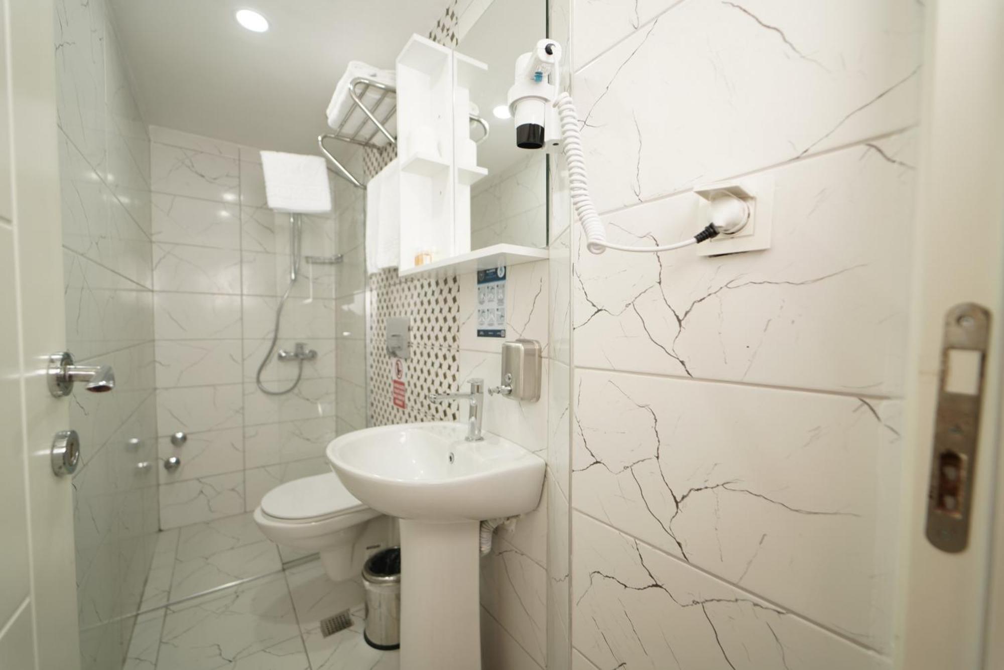 Deniz Boutique Hotel 安塔利亚 外观 照片